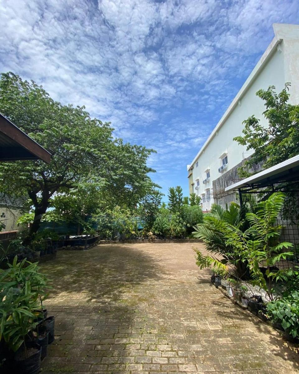 Innbox Hostel Sorong Exteriér fotografie