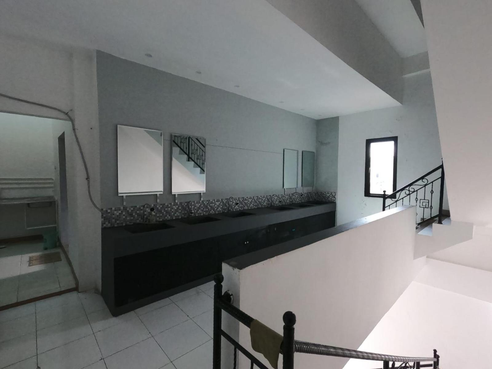 Innbox Hostel Sorong Exteriér fotografie